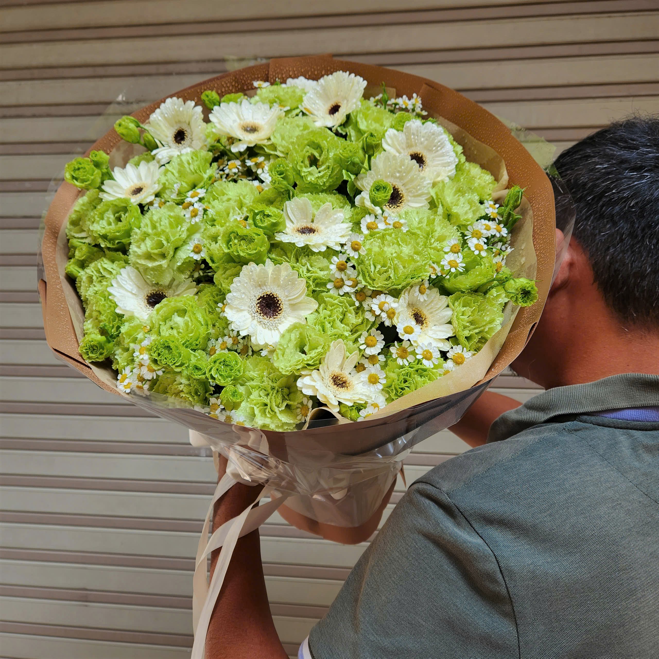 Bó Hoa Cát Tường Xanh Trắng 