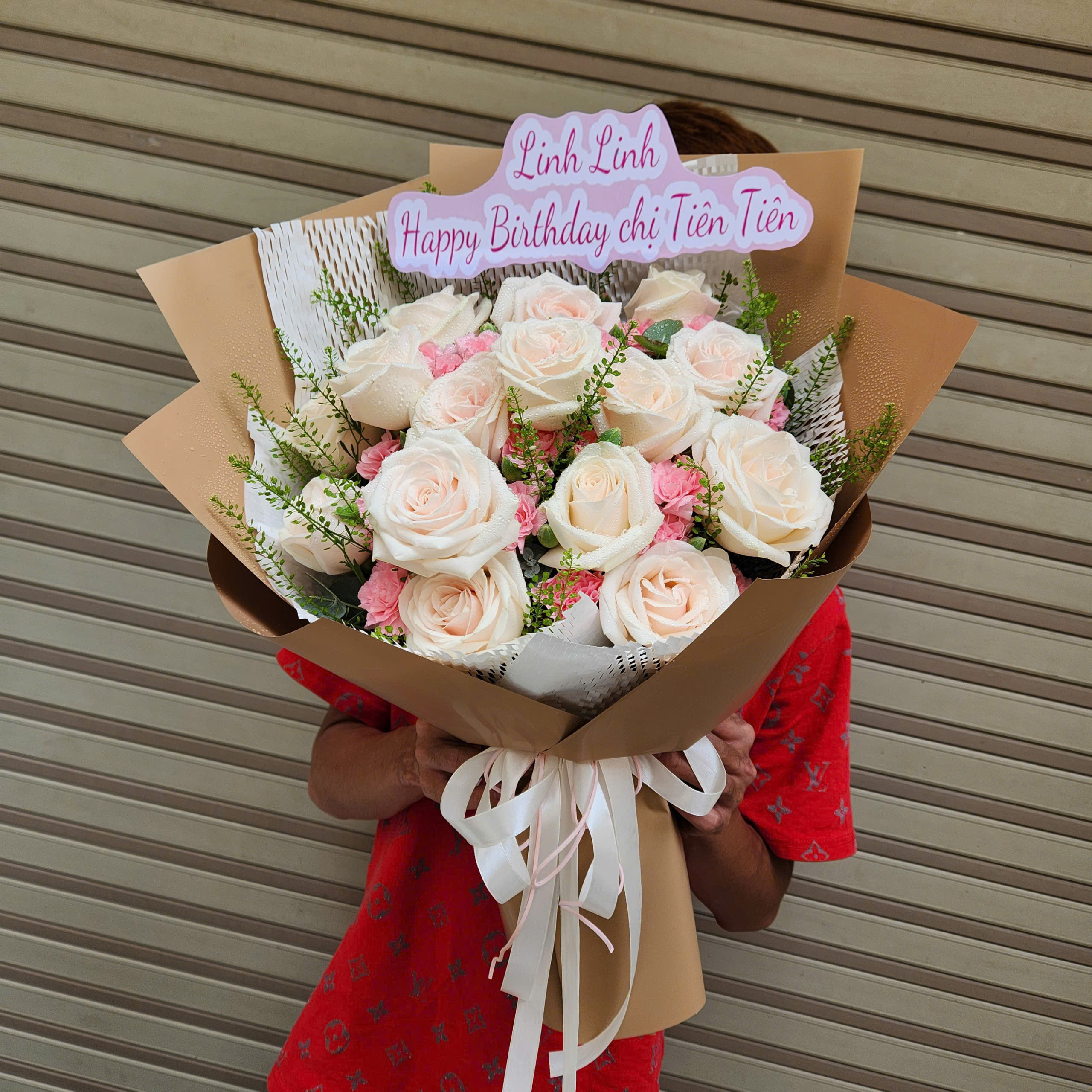 Bó Hoa Hồng Pastel Sinh Nhật Sang Trọng – Món Quà Ý Nghĩa Cho Người Thương