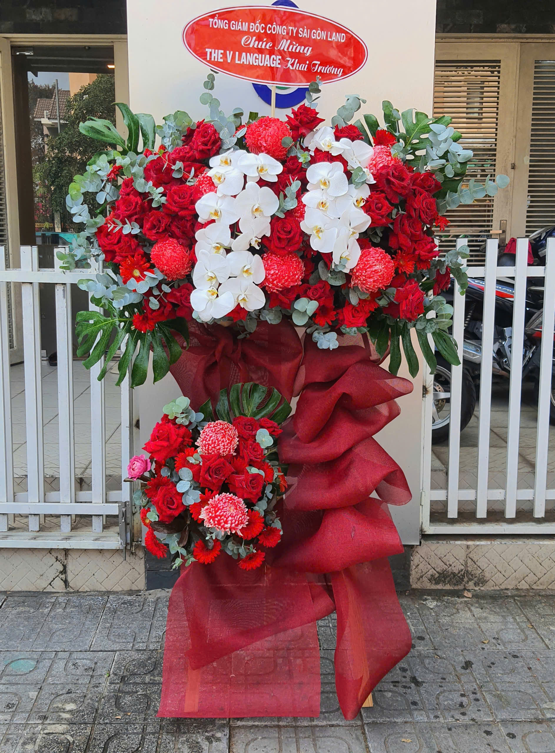Kệ Hoa Chúc Mừng Khai Trương Đẹp Nhất TPHCM