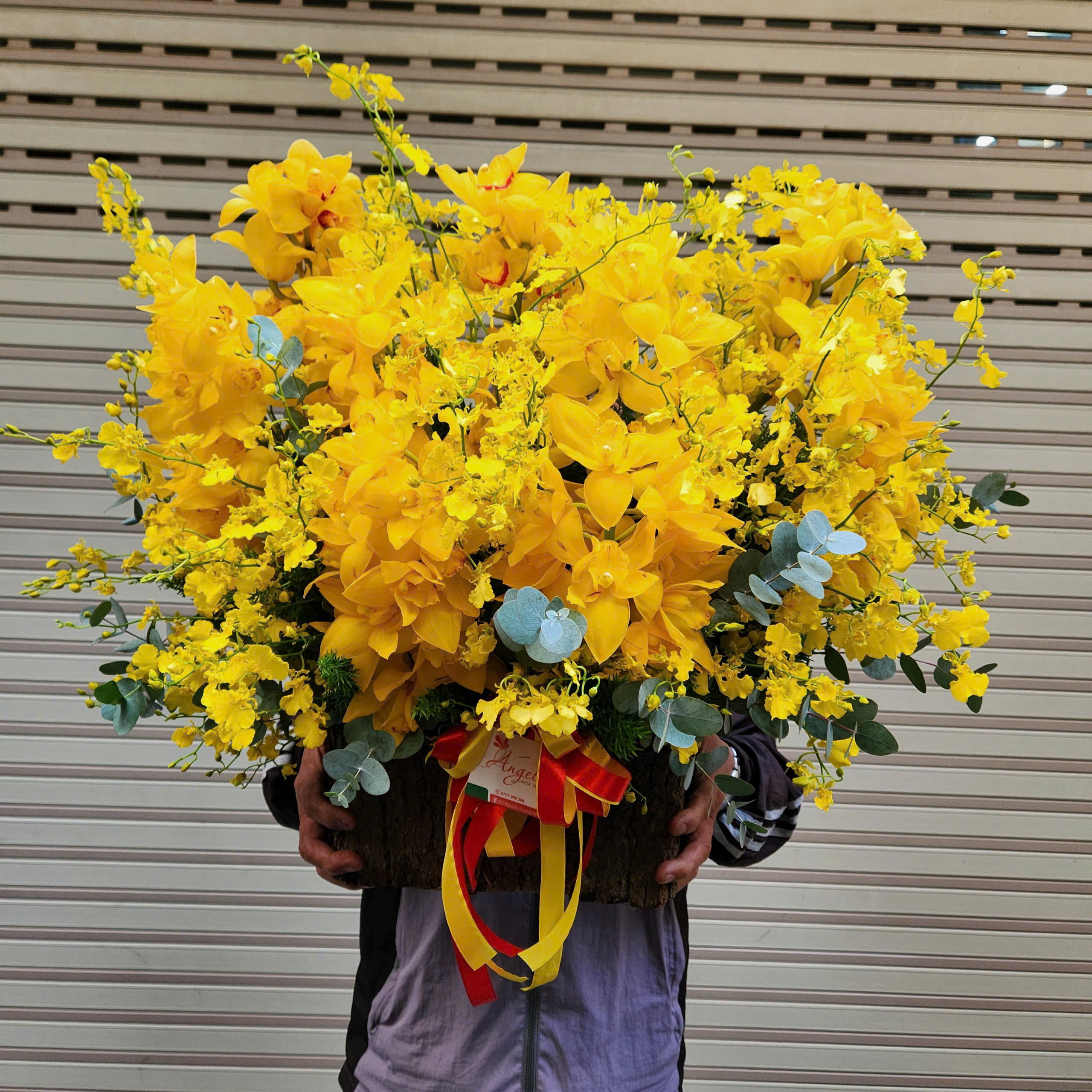 Bình Hoa Địa Lan Cát Tường