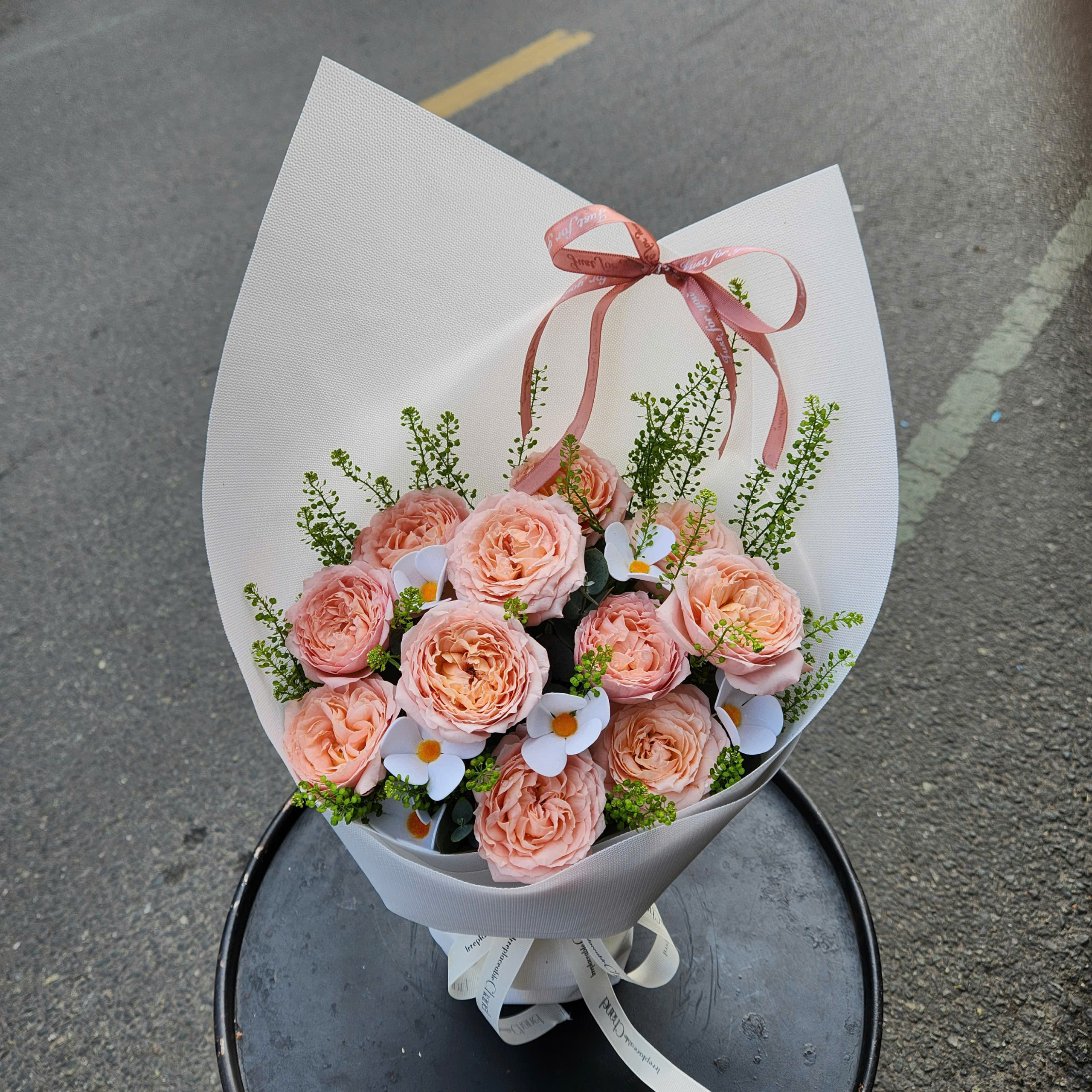 Bó Hoa Hồng Julibee Phong Cách Hàn Quốc