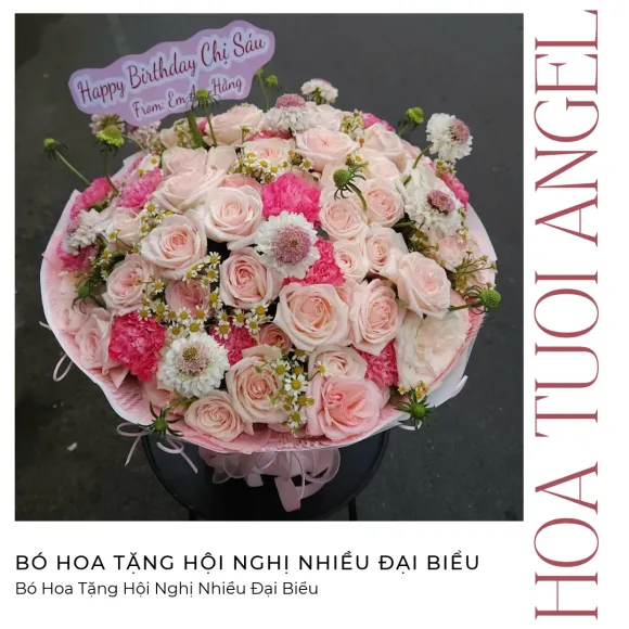 Bó Hoa Tặng Hội Nghị Nhiều Đại Biểu: Nên Đồng Bộ Hay Khác Mẫu?