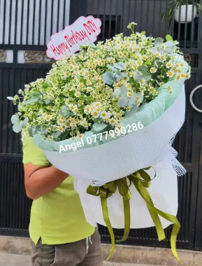 Bó hoa cẩm tú cầu xanh dương biển