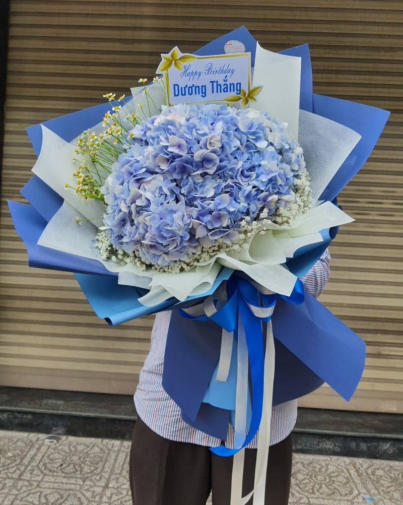B&oacute; Hoa Cẩm T&uacute; Cầu Xanh