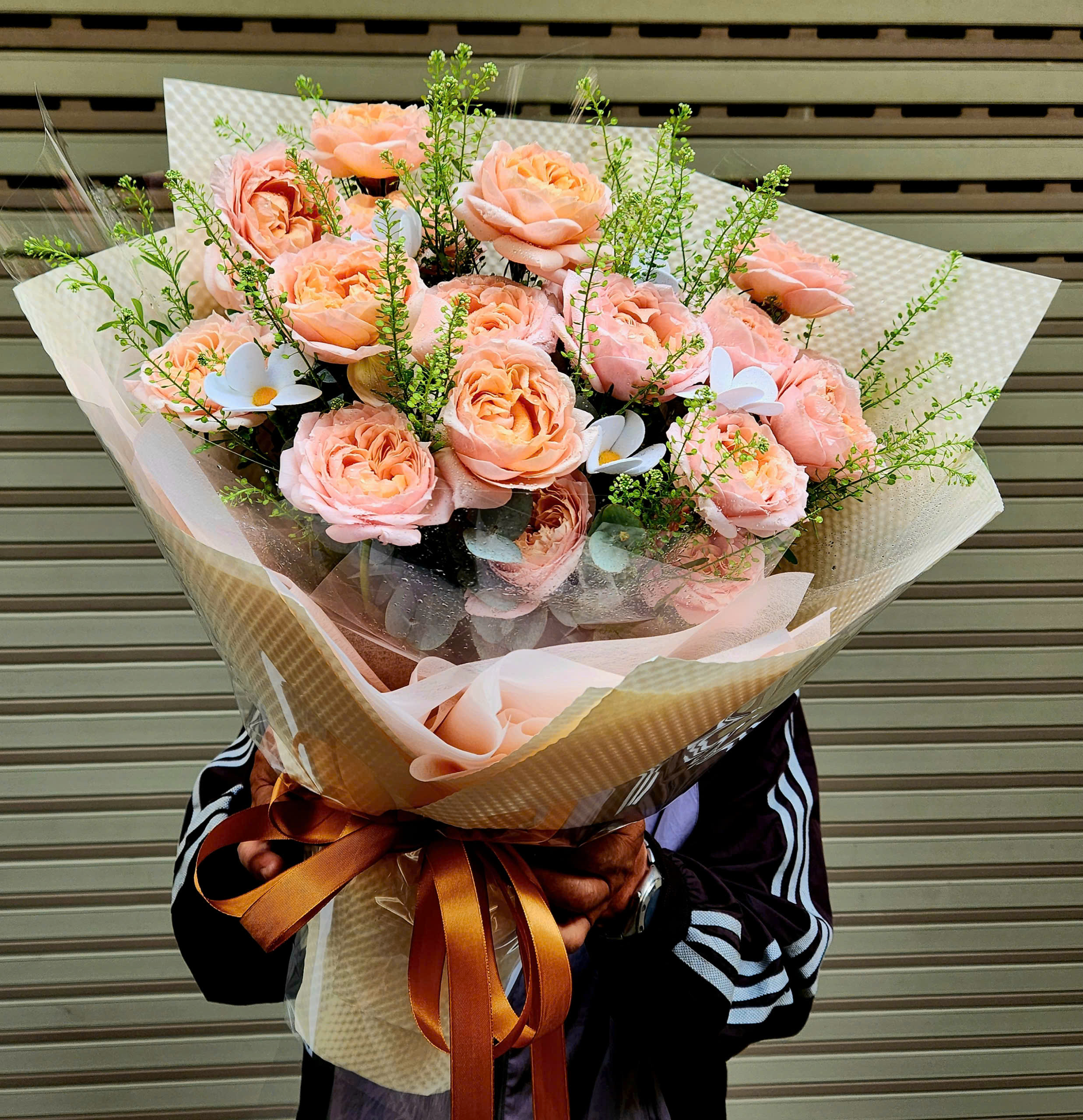 B&oacute; Hoa Hồng Julibee Tặng Sinh Nhật &ndash; Hoa Tươi L&acirc;u, Gi&aacute; Rẻ