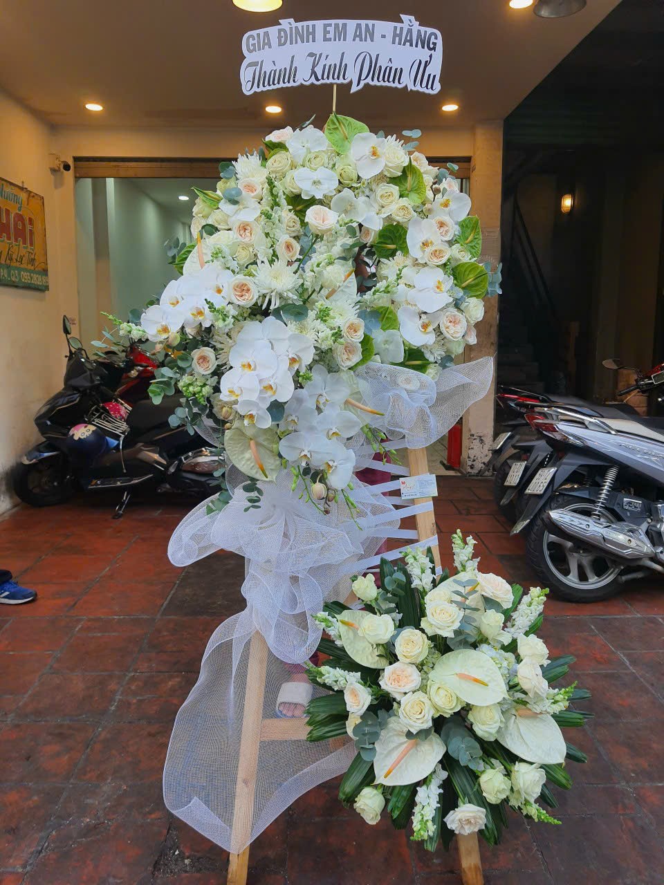 V&ograve;ng Hoa Chia Buồn Quận 3