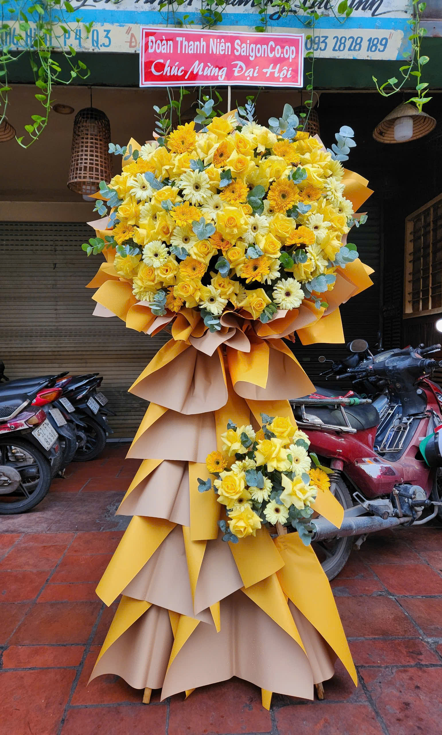 Lẵng hoa chúc mừng đại hội đẹp