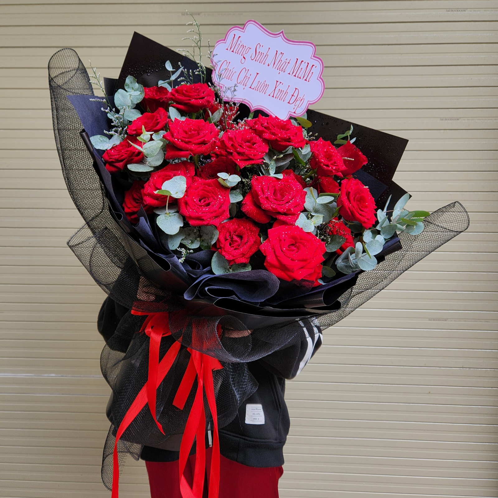 Bó hoa hồng đỏ ngọt ngào