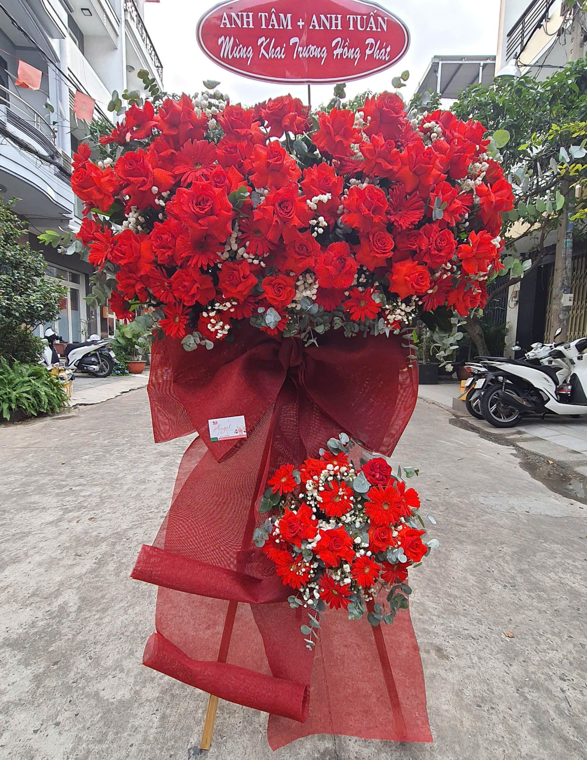 Kệ Hoa Ch&uacute;c Mừng Khai Trương Gần Đ&acirc;y &ndash; Giao Nhanh TPHCM, Mẫu Đẹp