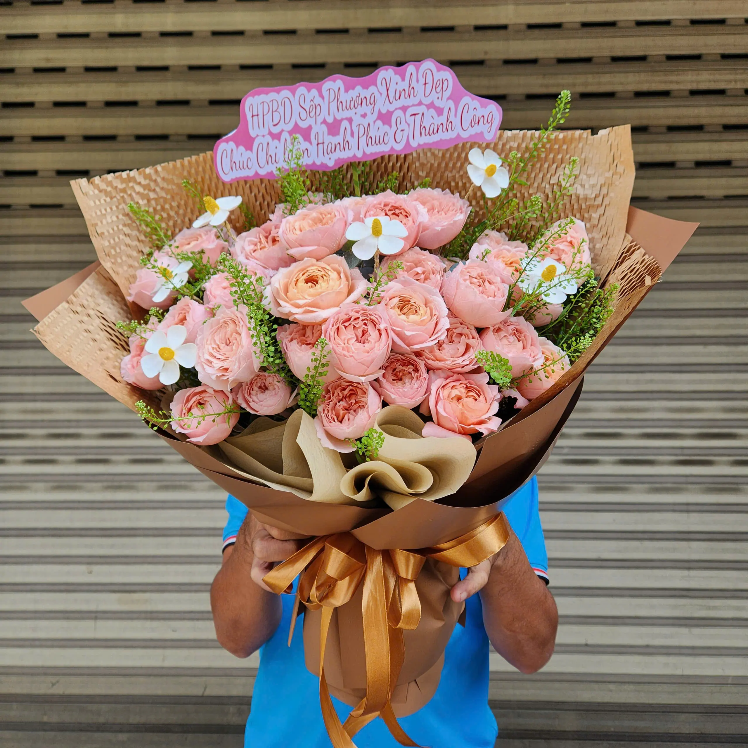 Bó Hoa Hồng Julibee Tặng Sinh Nhật – Hoa Tươi Lâu, Giá Rẻ