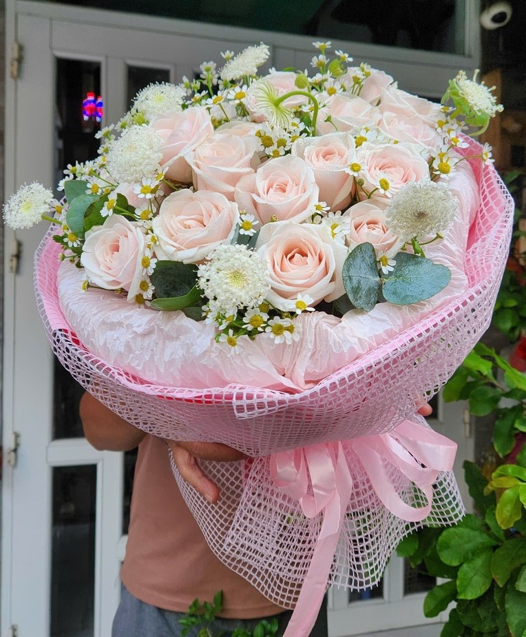 B&oacute; Hoa Gi&aacute; Rẻ Tặng Sinh Nhật