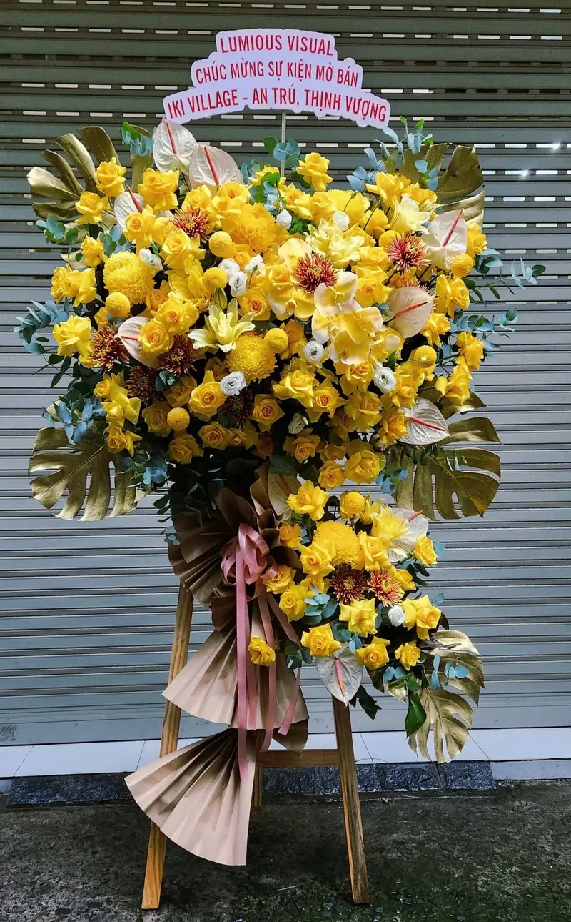 Kệ Hoa Khai Trương Tone Vàng Phường Bàn Cờ