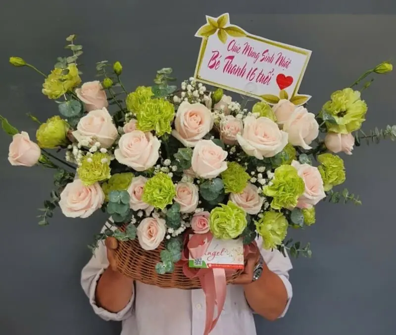Hộp Hoa Tone Hồng Pastel