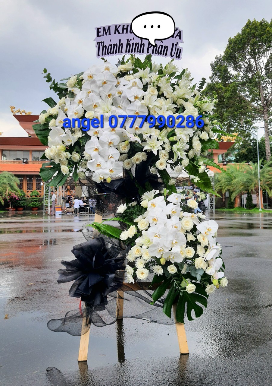 Kệ Hoa Chia Buồn Chùa Vĩnh Nghiêm Giao Nhanh Quận 3 TP.HCM