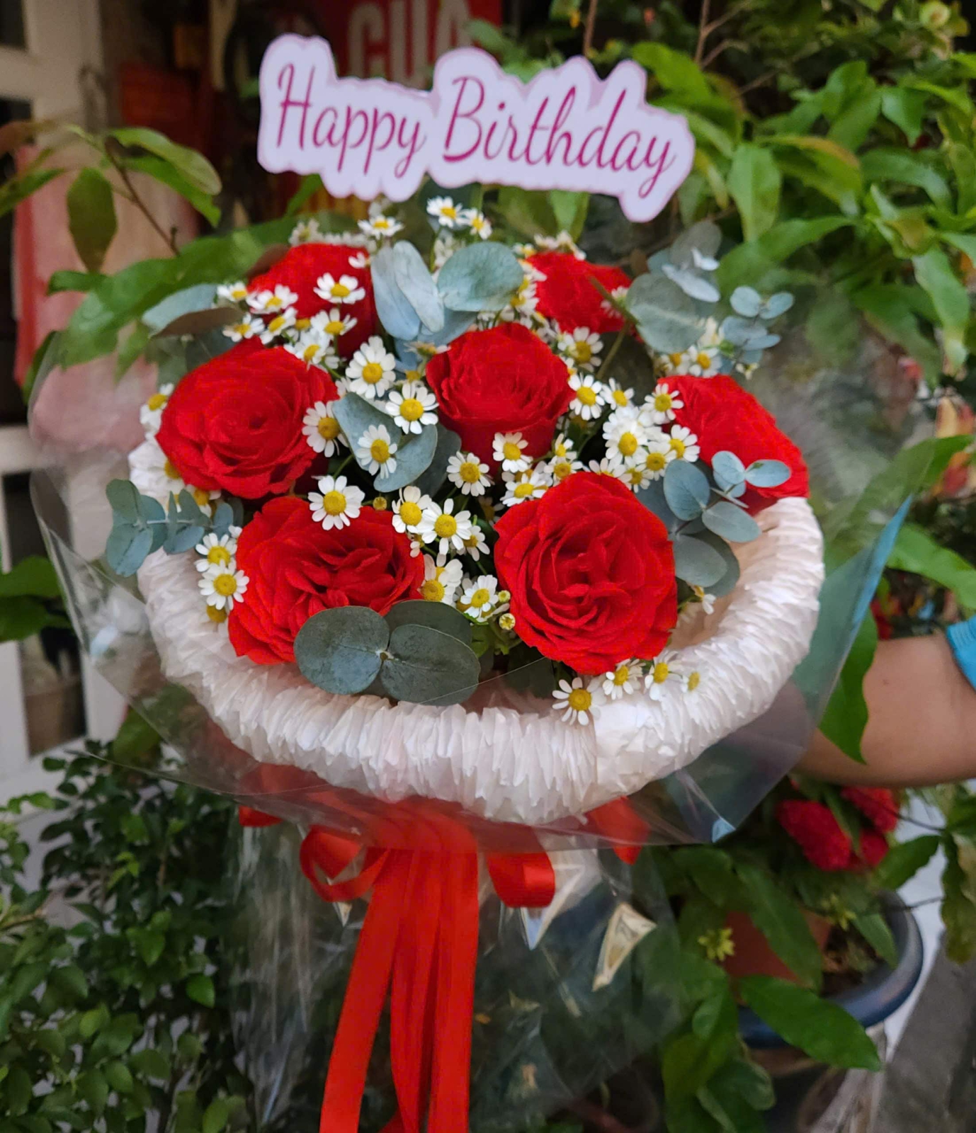 Bó hoa hồng đỏ ấn tượng