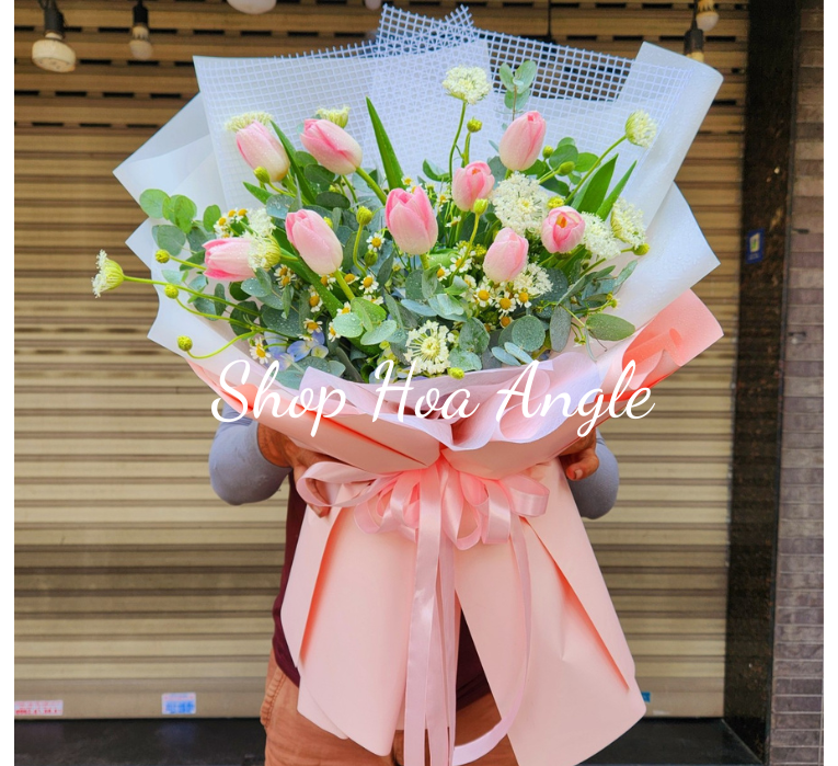 Bó Hoa Tulip Hồng Dịu Ngọt – Mẫu Hoa Sinh Nhật Đẹp, Giao Nhanh TPHCM 