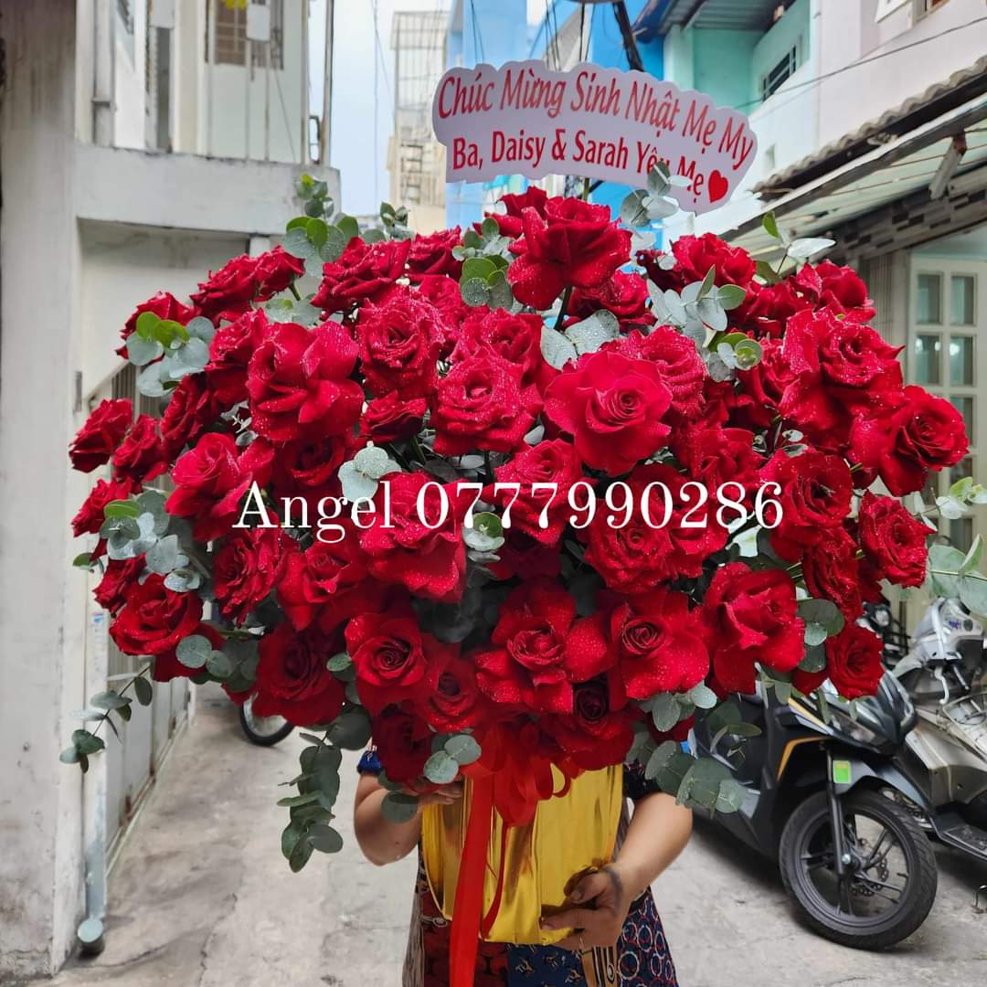 GIỎ HOA HỒNG ĐỎ ĐẸP TẶNG SINH NHẬT 