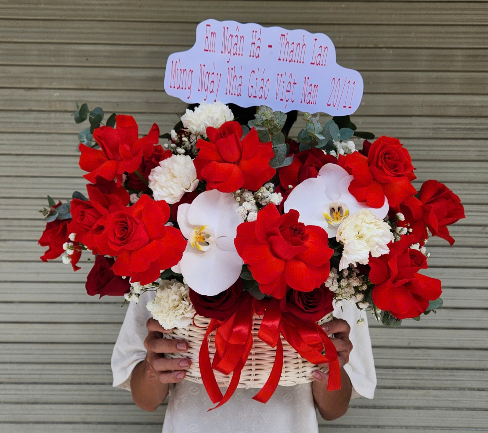 Giỏ hoa sinh nhật  quận 11