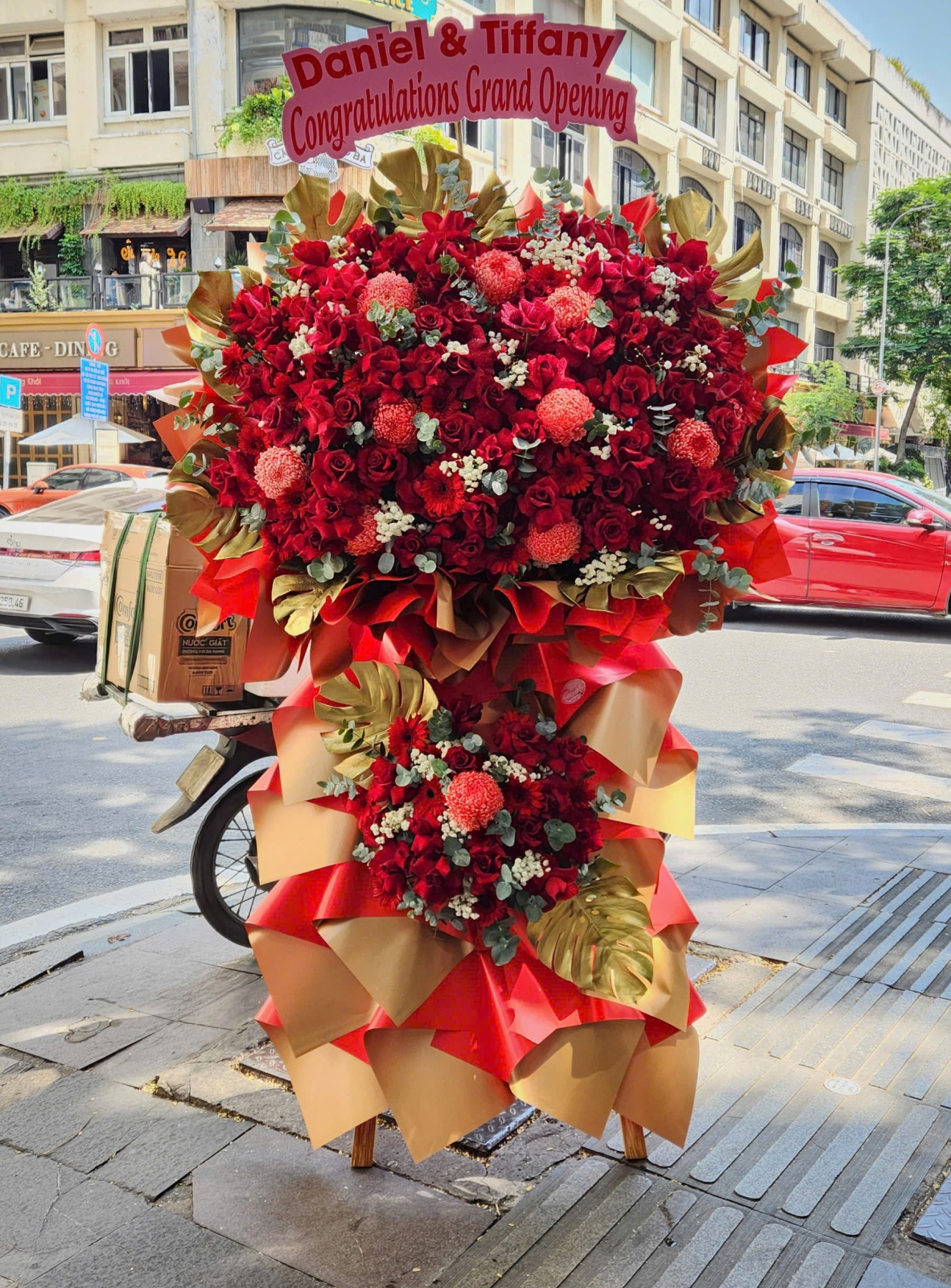 Kệ Hoa Chúc Mừng Khai Trương Đẹp, Sang Trọng | Giao Nhanh TPHCM