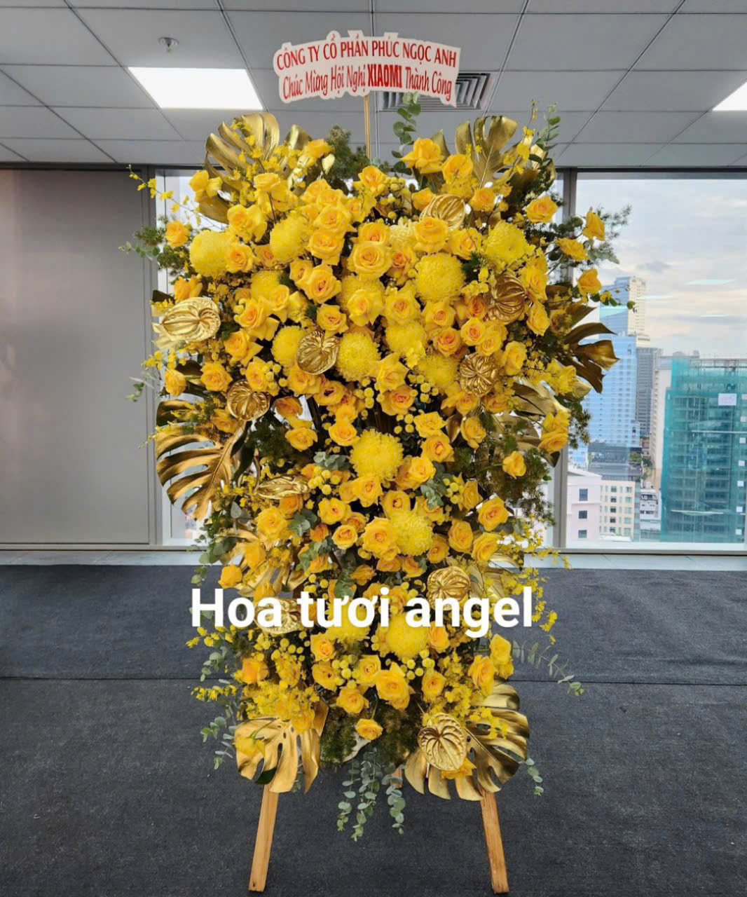 Kệ Hoa Khai Trương Sang Trọng Tông Vàng - Shop Hoa Tươi Angel Quận 10