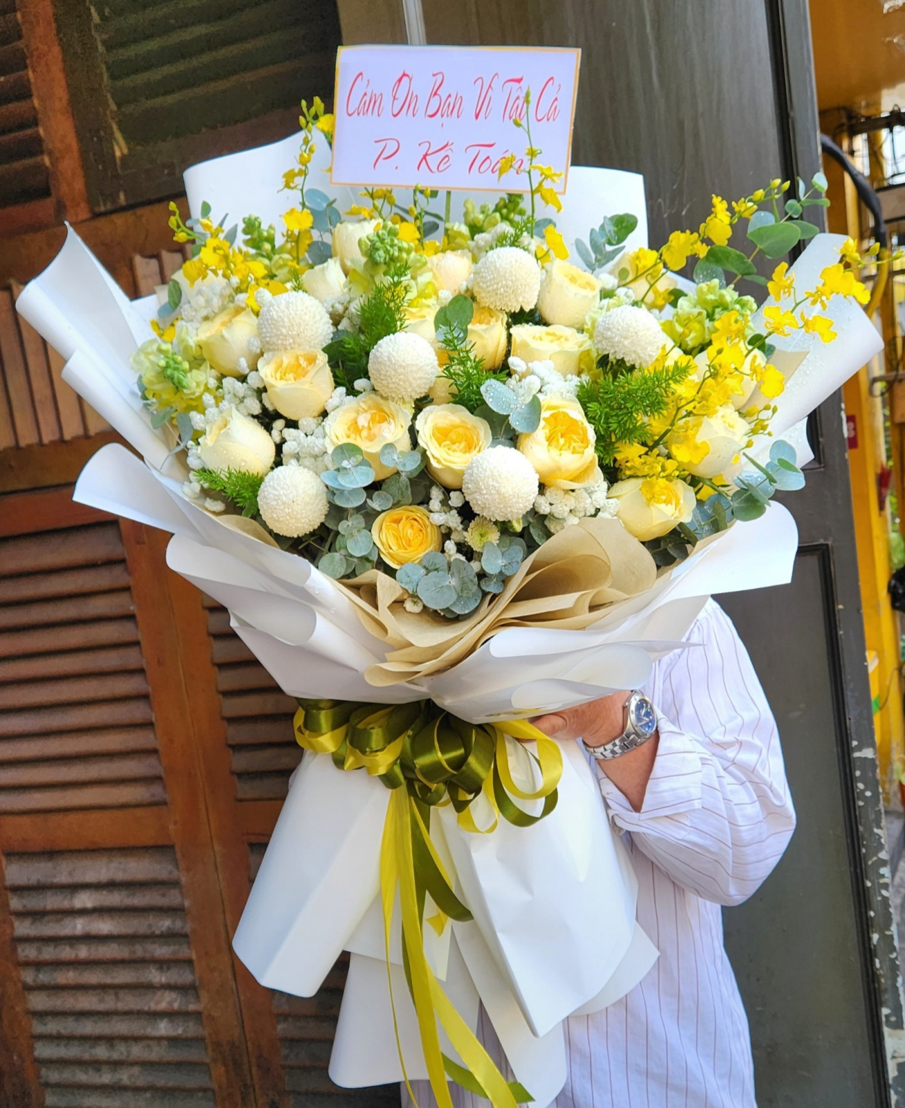 bó hoa hồng vàng xinh đẹp/ shop hoa tươi angel quận 3 thành phố hồ chí minh 