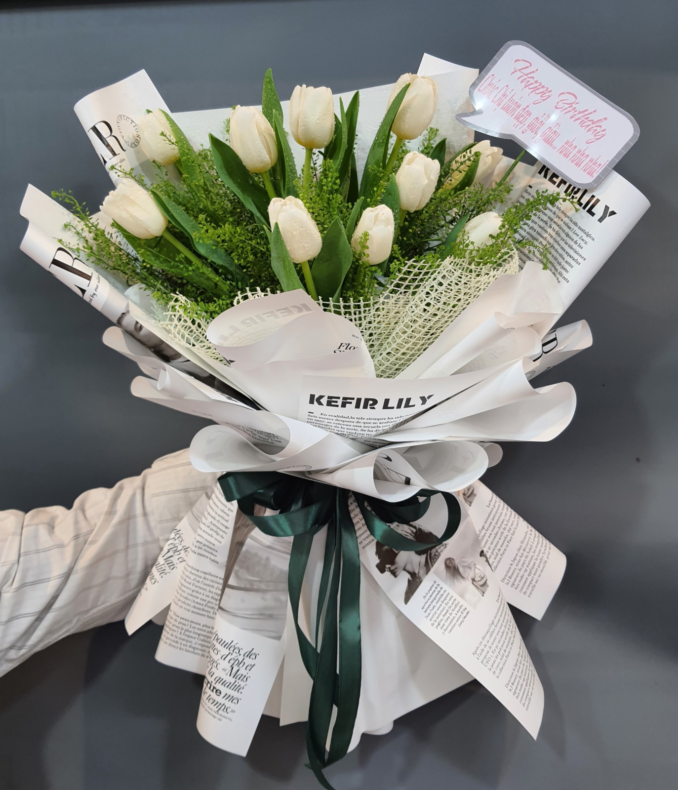 Bó hoa tulip trắng 10 bông 
