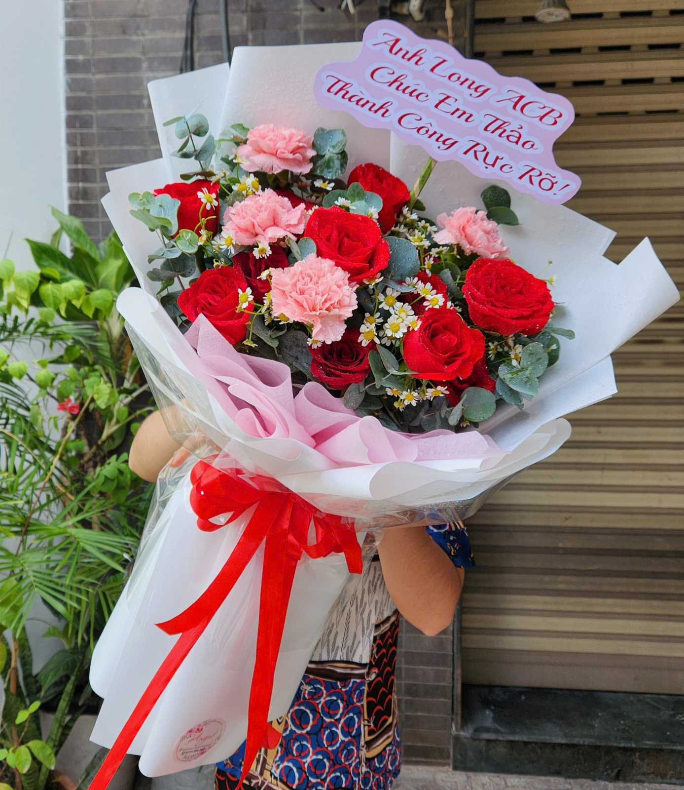 bó hoa tặng mẹ 8/3