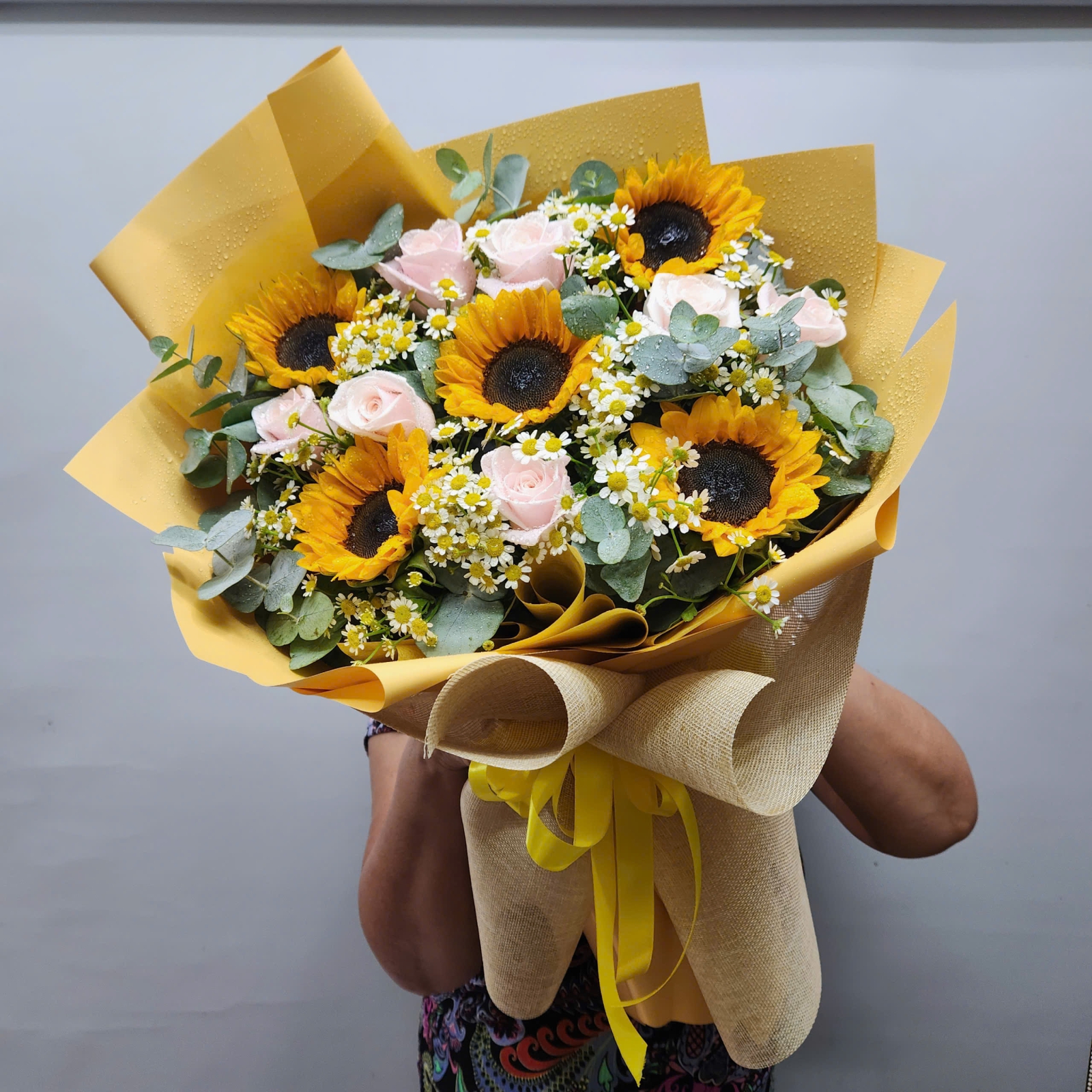 BÓ HOA CẨM TÚ CẦU GIÁ RẺ QUẬN 3 