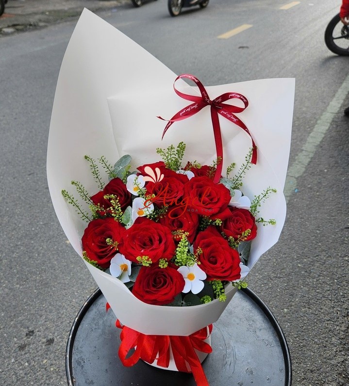 Bó Hoa Hồng Đỏ 11 Bông Tặng Người Yêu Đẹp TP.HCM | Hoa Tươi Angel