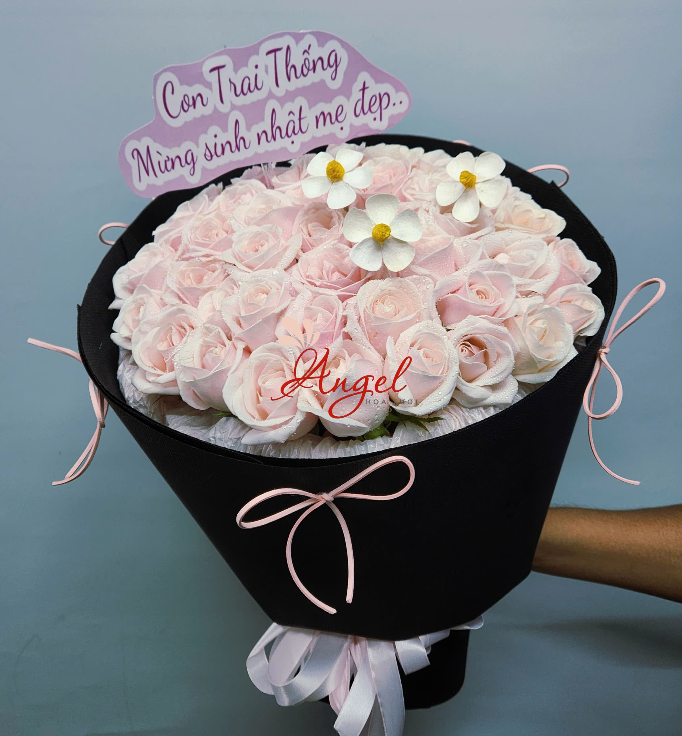 Bó Hoa Hồng Kem Pastel Gói Giấy Đen Cao Cấp |Hoa Tươi Angel