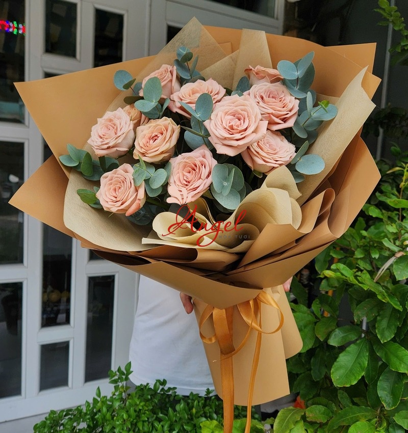 Bó Hoa Hồng Capuchino 11 Bông Sang Trọng, Tinh Tế | Hoa Tươi Angel