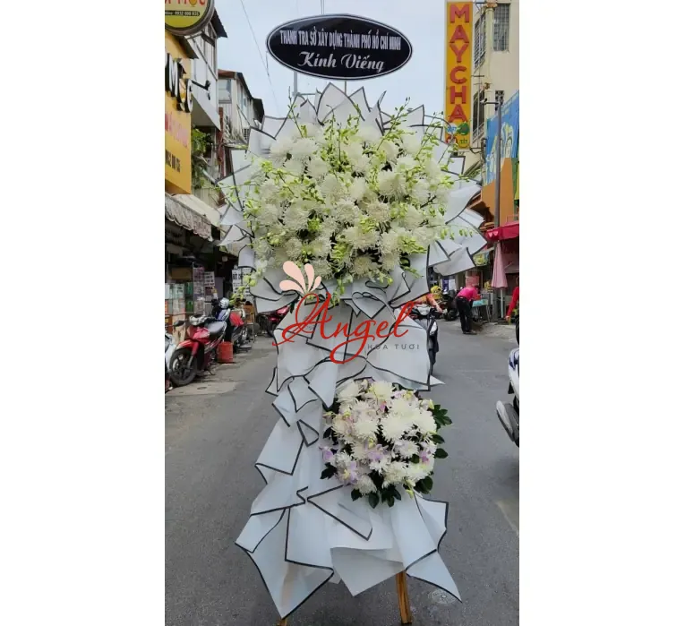 Vòng Hoa Đám Tang Quận 1 – Mẫu Đẹp, Lịch Sự, Giao Tận Nơi
