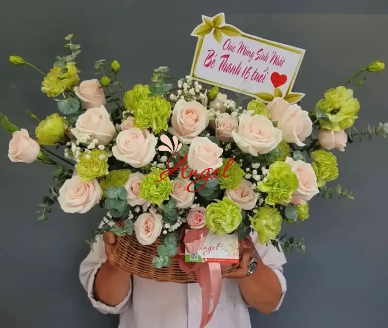 Hộp Hoa Tone Hồng Pastel – Giao Nhanh TP.HCM từ Hoa Tươi Angel