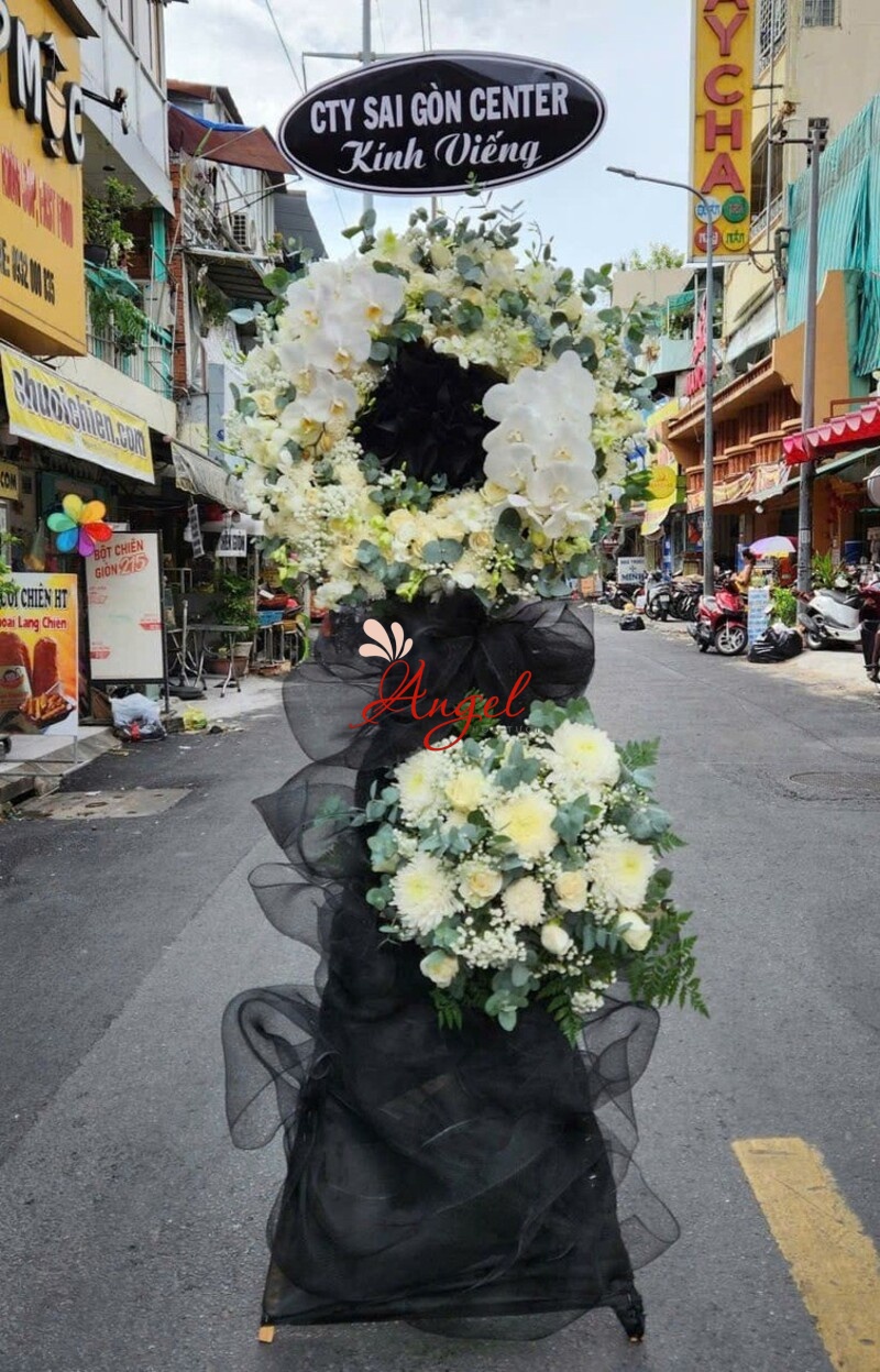 Kệ Hoa Chia Buồn Chùa Xá Lợi TP.HCM – Giao Tận Nơi | Hoa Tươi Angel