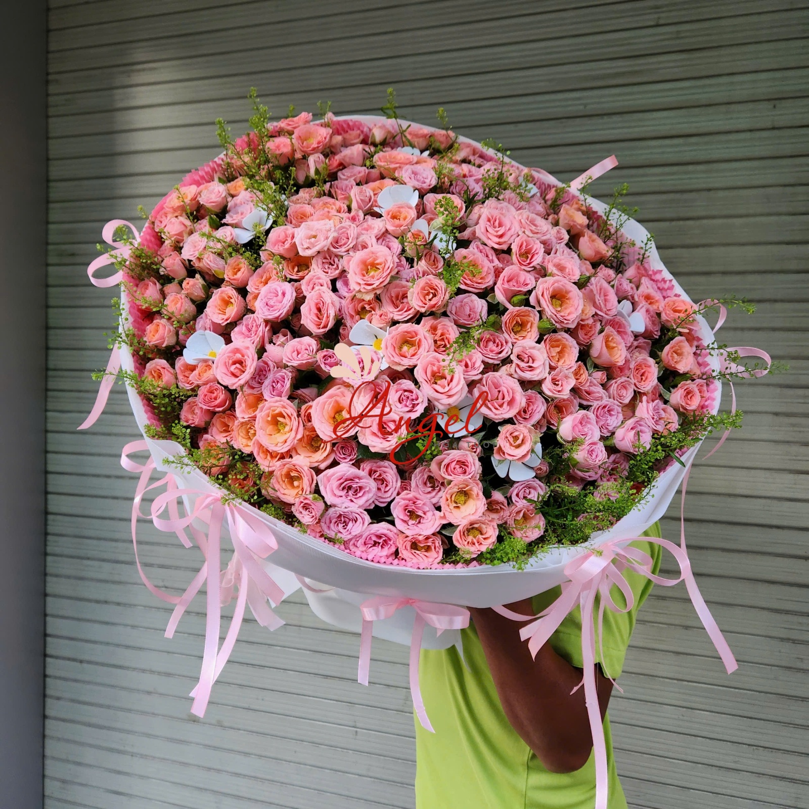 Bó Hoa Hồng Chùm Sophie - Mẫu Hoa Được Yêu Thích Hiện Nay 