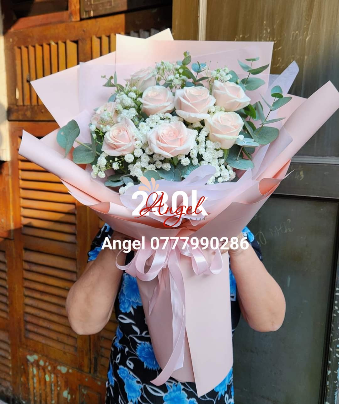 BÓ HOA HỒNG KEM 9 BÔNG YÊU EM MÃI