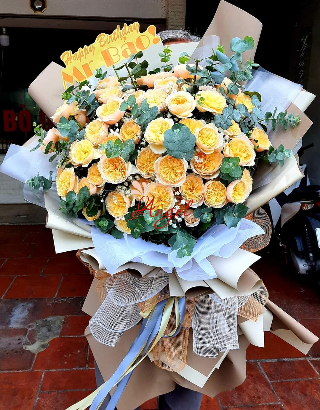 BÓ HOA HỒNG CAM - VẺ ĐẸP QUYẾN RŨ
