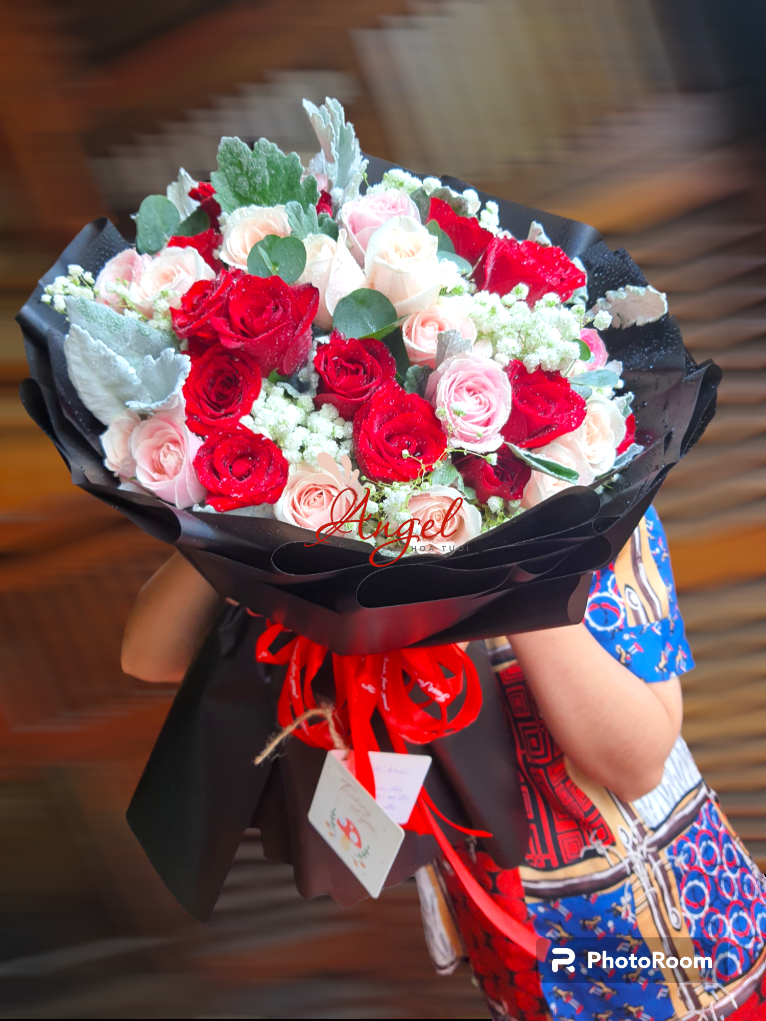 BÓ HỒNG ĐỎ - TÌNH SẮT SON