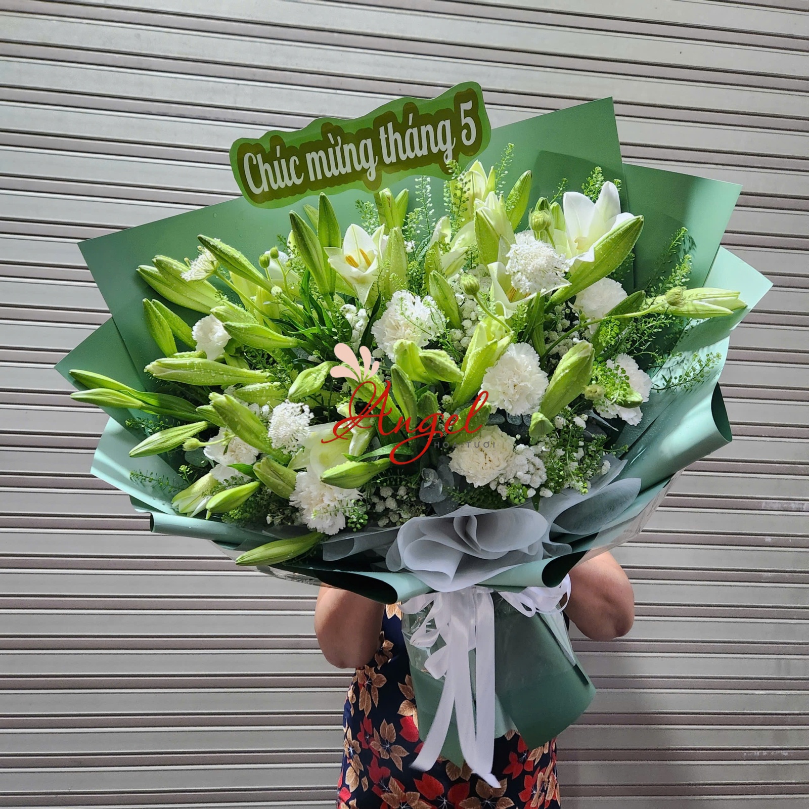 Bó Hoa Loa Kèn Trắng Đẹp Nhất TP.HCM – Hoa Tươi Angel Giao Trong Ngày