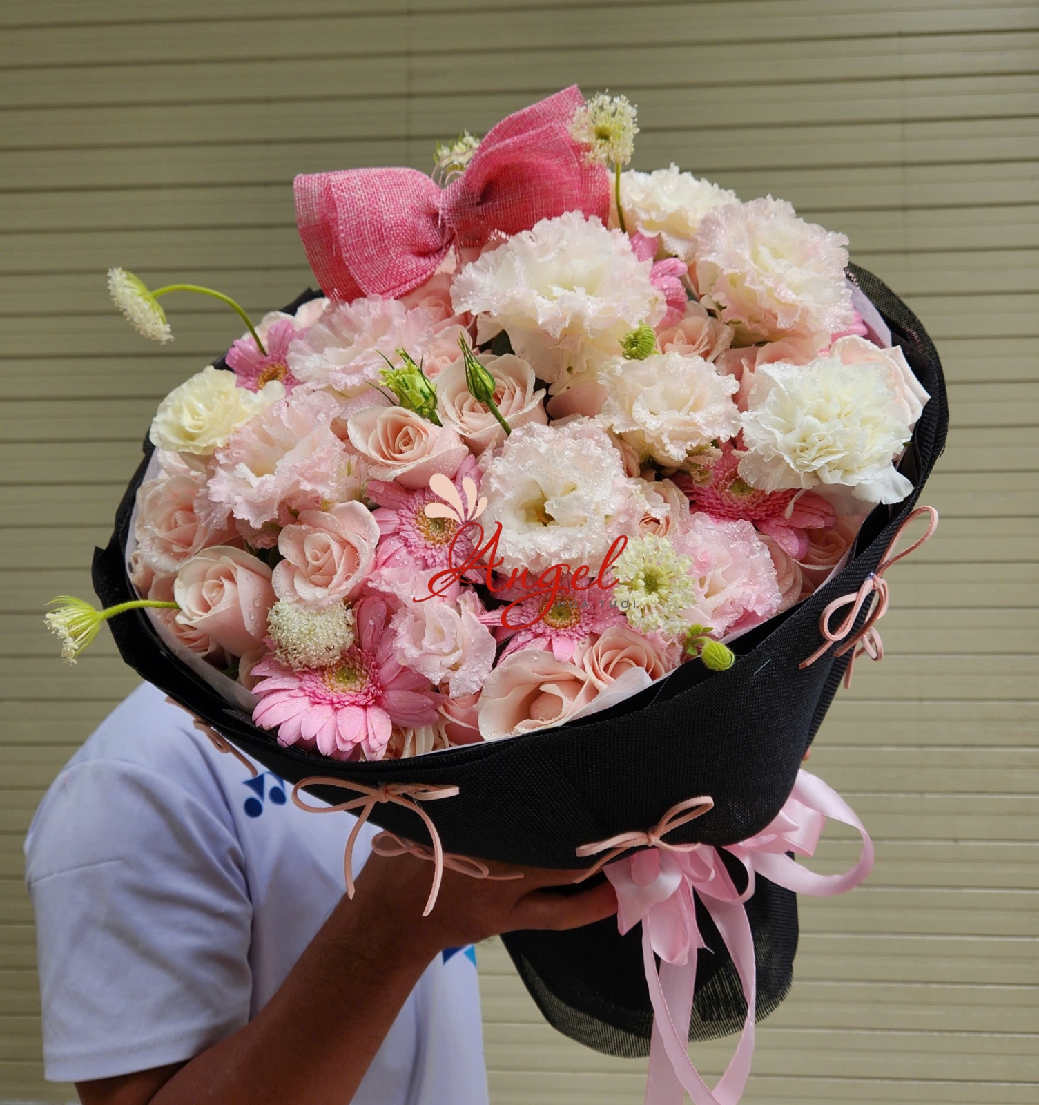 bó hoa tặng sinh nhật sang trọng 