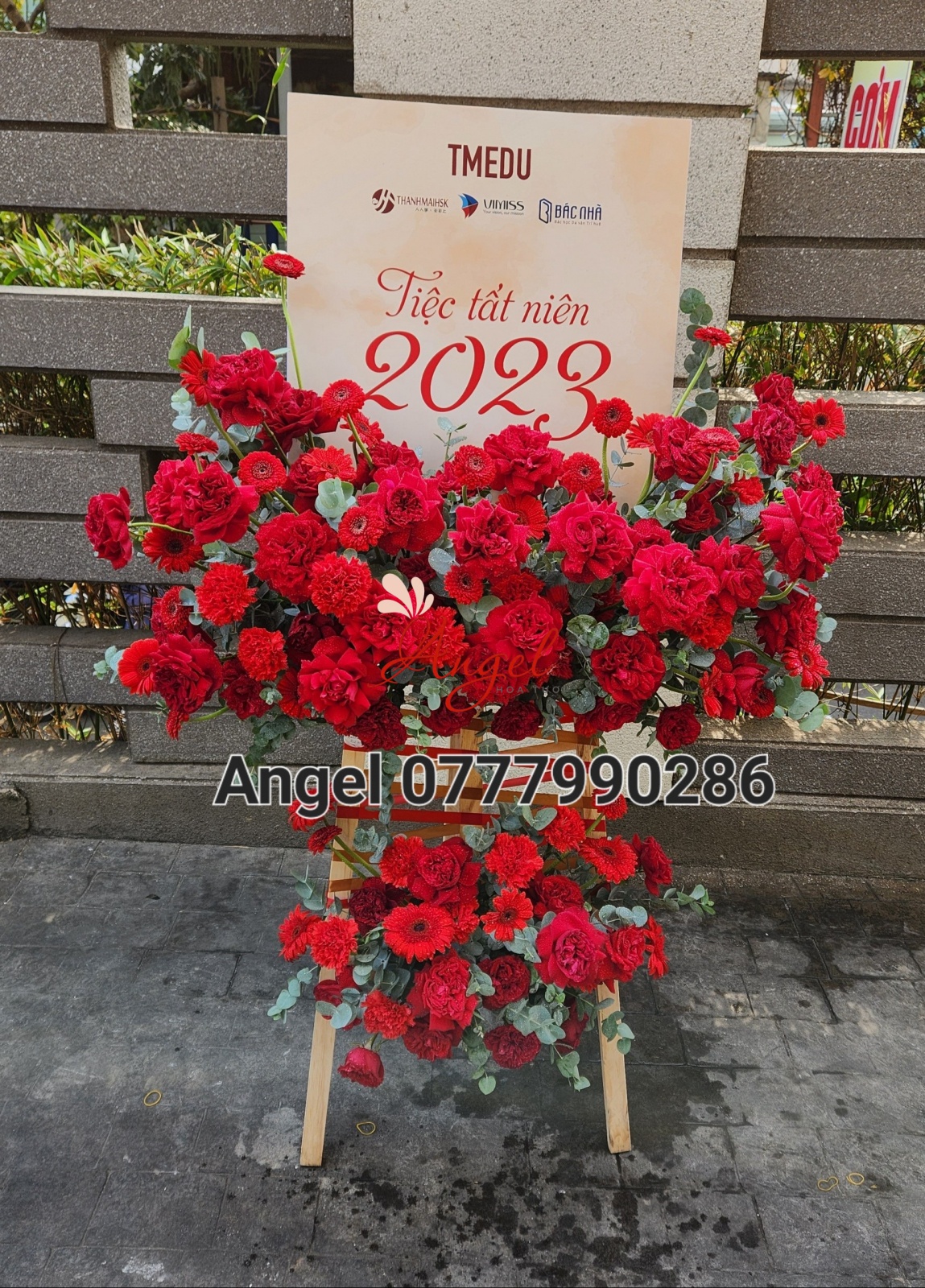Kệ hoa chúc mừng khai trương khung tranh