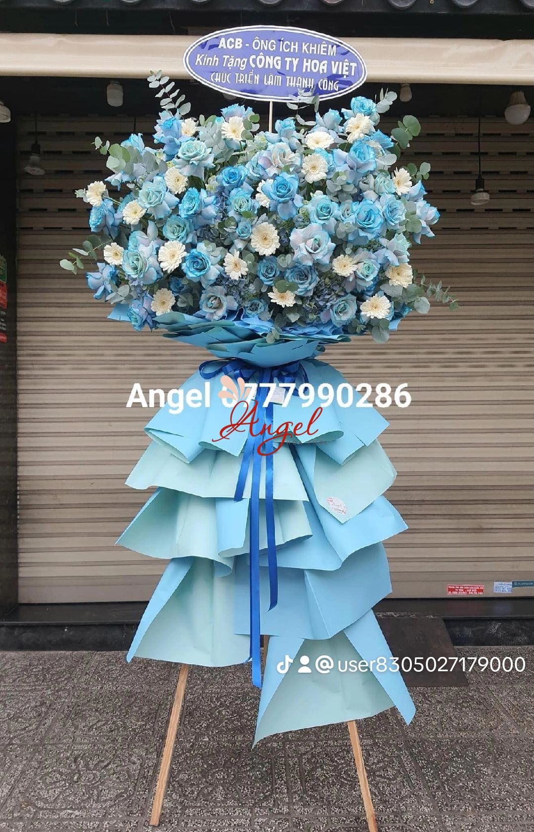 KỆ HOA  KHAI TRƯƠNG MÀU XANH ĐẸP