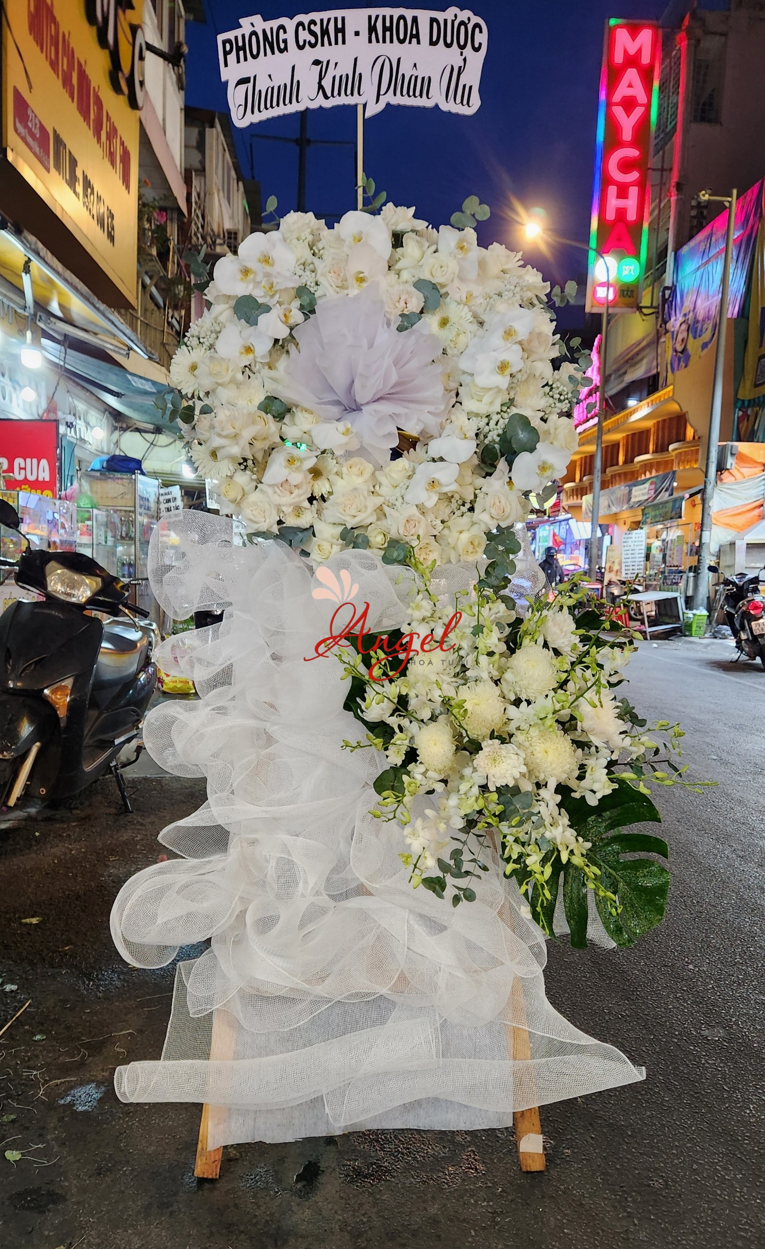 VÒNG HOA ĐÁM TANG QUẬN 3 
