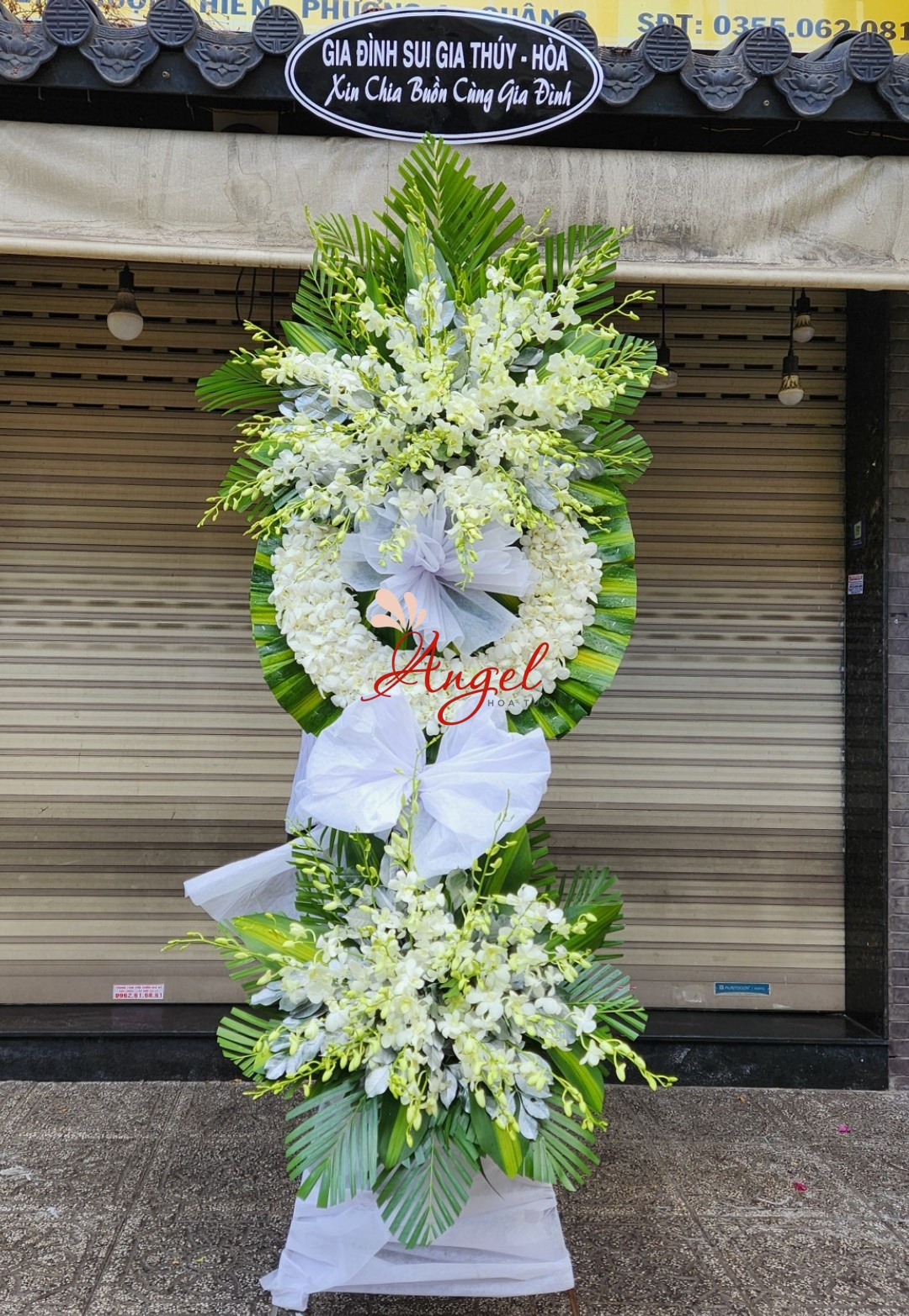 Vòng hoa chia buồn Quận 11