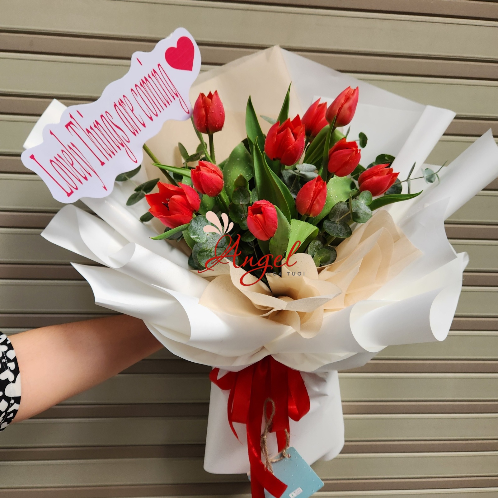 BÓ HOA TULIP CAM 10 BÔNG GIÁ RẺ
